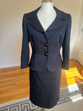 Tahari Classic black Two-Piece Skirt Suit